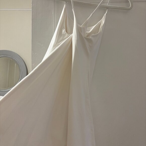 Halara In My Feels Everyday Dress — Size Small - Picture 5 of 8